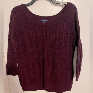 Maroon sweater